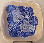 Stonware bowl, sgraffito carved dragonfly design