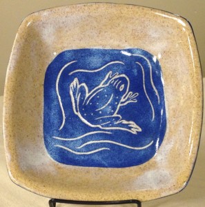 Stoneware bowl, frog design