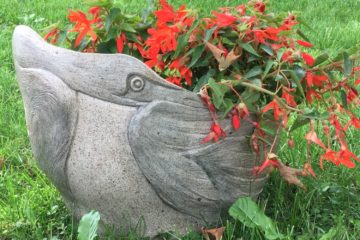 Sculpted ceramic planter